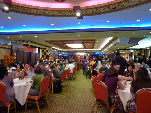 Riesig und doch nicht groß genug Riesig und doch nicht groß genug