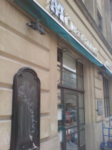 geschlossen (Eckhaus) geschlossen (Eckhaus)