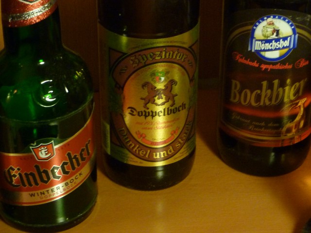 Links "Einbeckisch Bier" -bitte bayerisch aussprechen versuchen