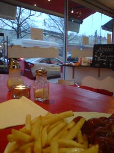 Pommes, Kerze, Wilhelm Busch